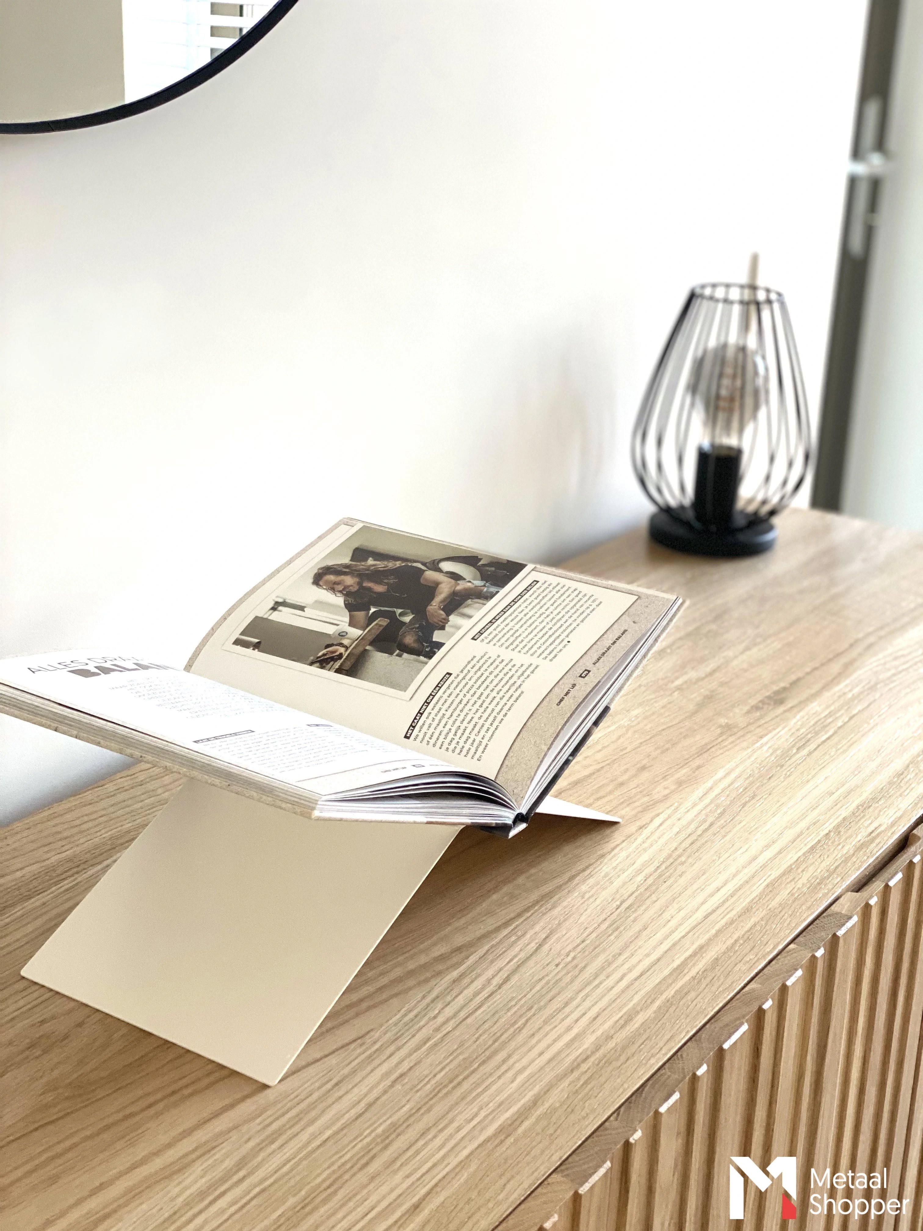 Boekenstandaard wit - 1