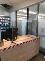 Kunststof kuchschot met RVS T poot 800x800mm